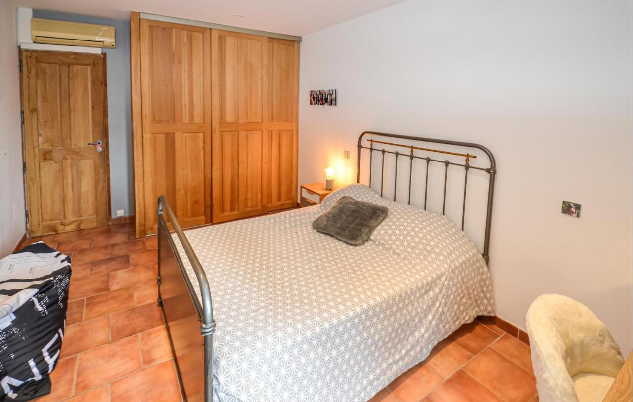 3 Bedroom Awesome Home In Chateuneuf De Gadagne Châteauneuf-de-Gadagne Eksteriør bilde
