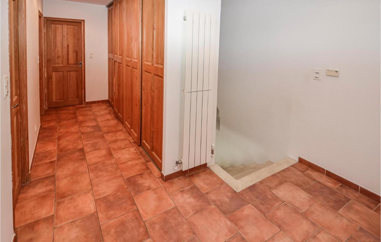 3 Bedroom Awesome Home In Chateuneuf De Gadagne Châteauneuf-de-Gadagne Eksteriør bilde